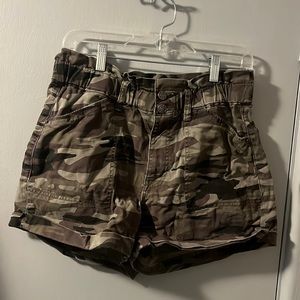 camo express shorts